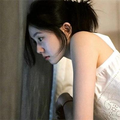 废柴保镖海报